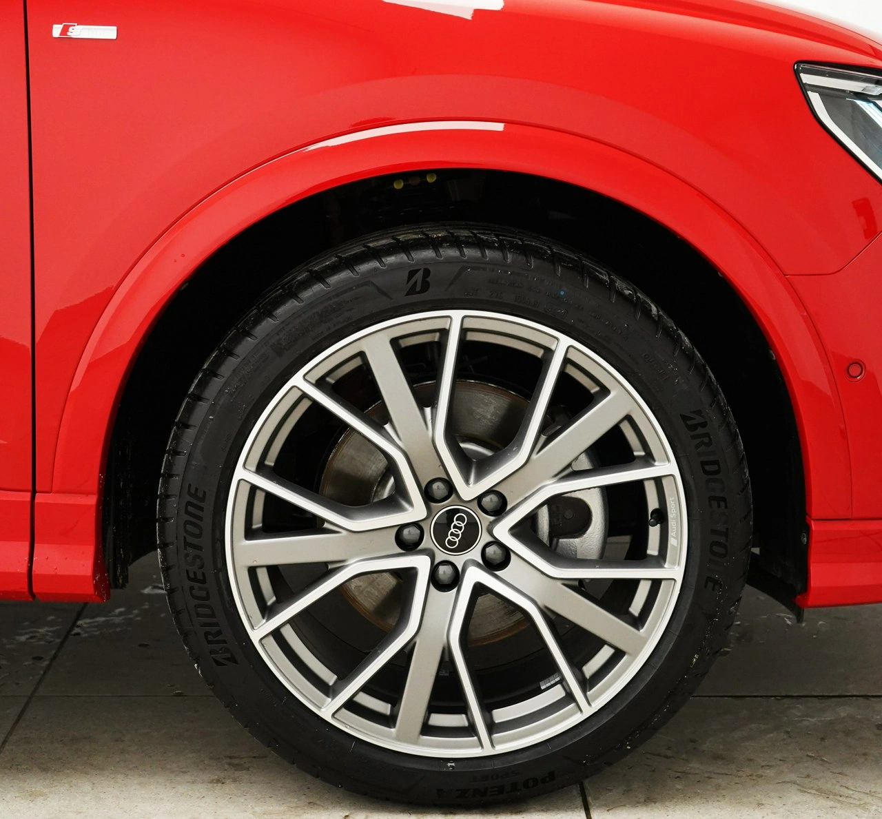 Audi Q3 - Zdjęcie 10