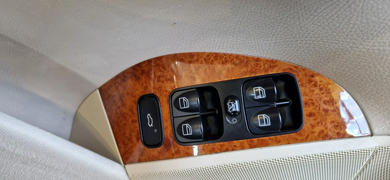 Mercedes CLK 270 - Zdjęcie 11