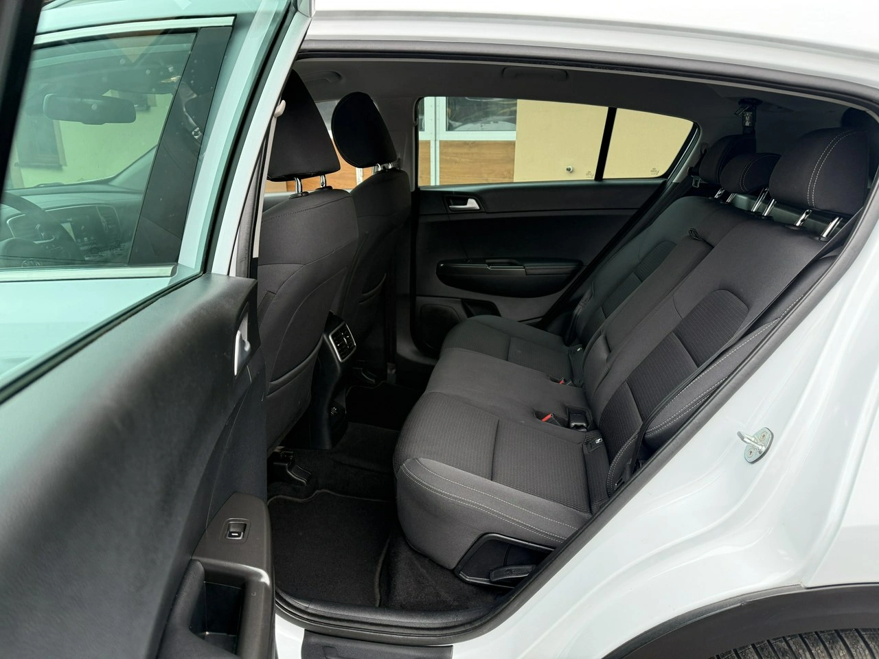 Kia Sportage - Zdjęcie 25