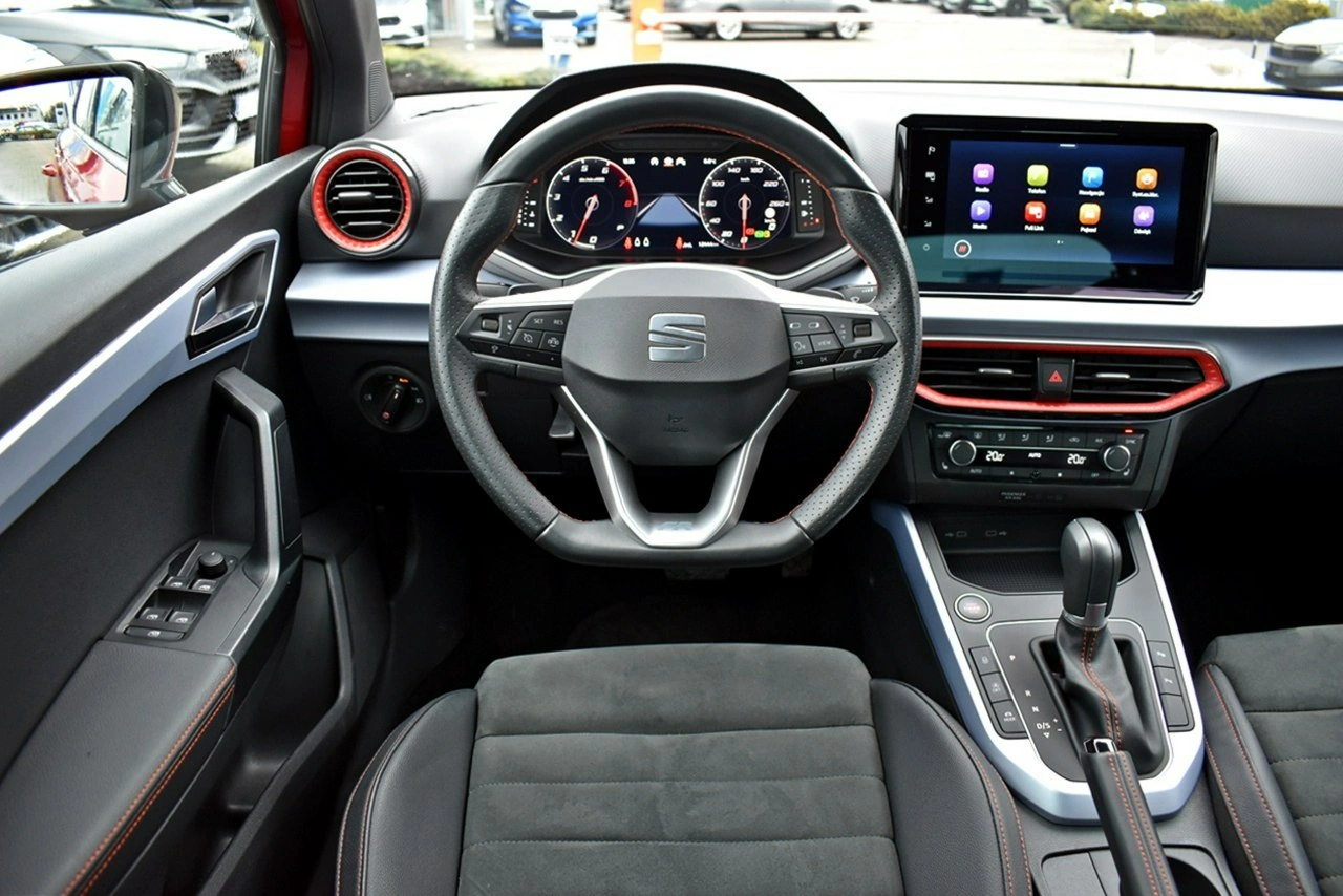 Seat Arona - Zdjęcie 12