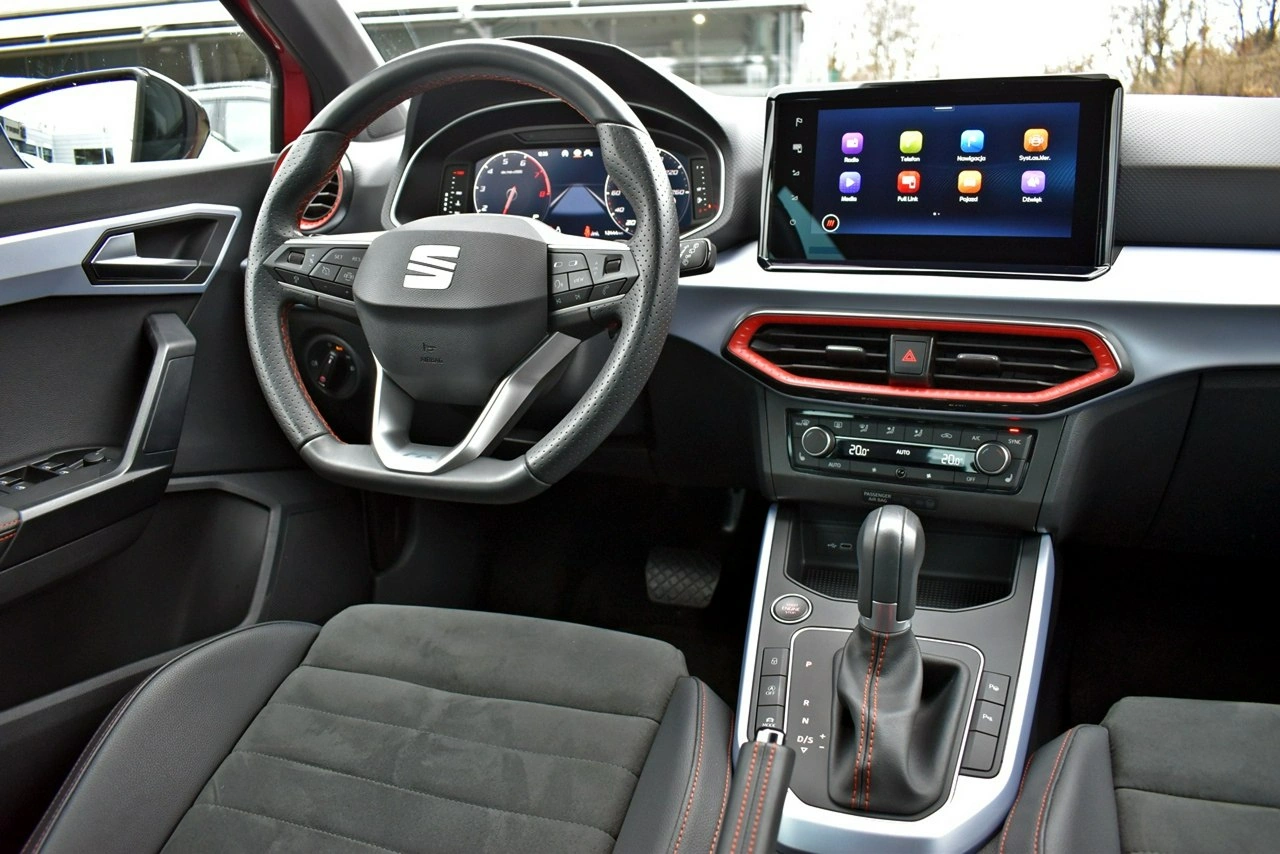 Seat Arona - Zdjęcie 15