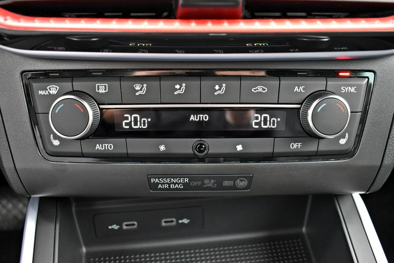 Seat Arona - Zdjęcie 22