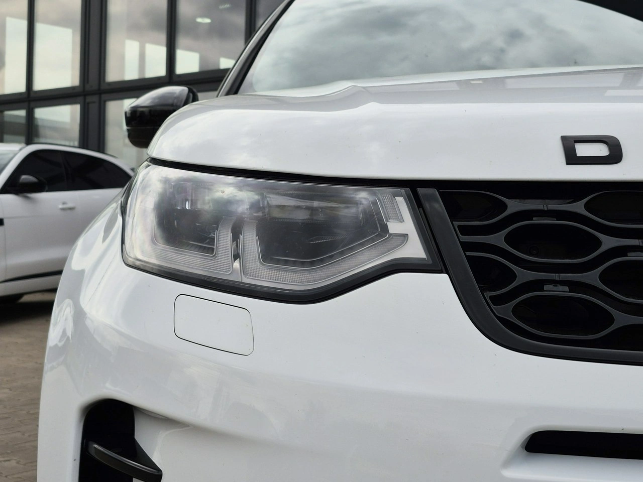 Land Rover Discovery Sport - Zdjęcie 12