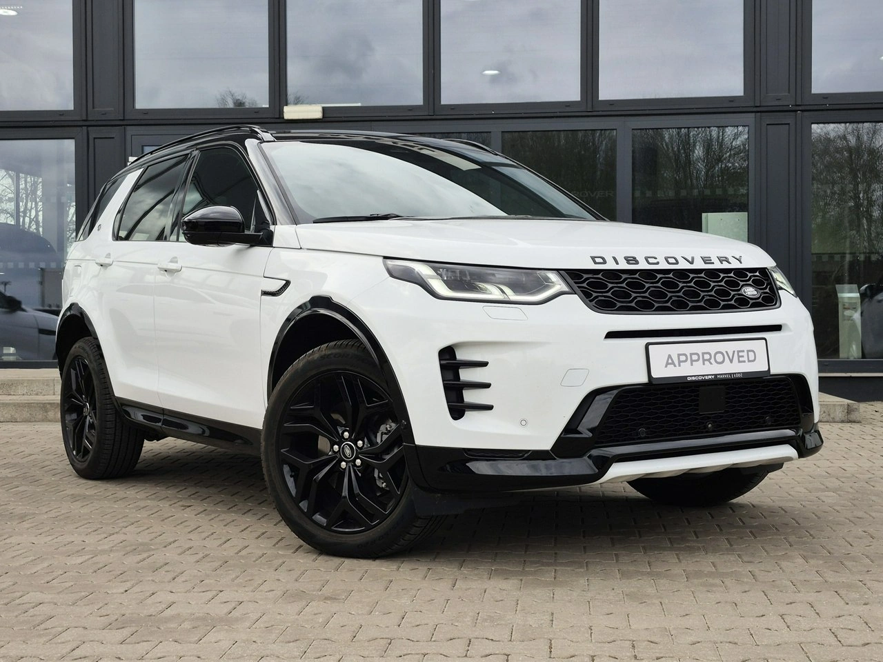 Land Rover Discovery Sport - Zdjęcie 3