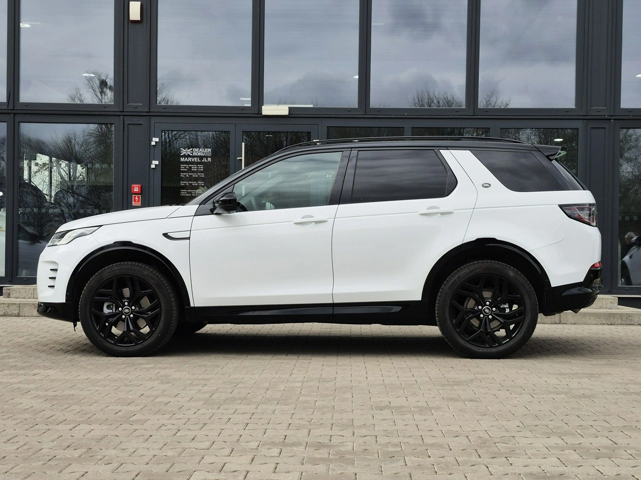Land Rover Discovery Sport - Zdjęcie 5
