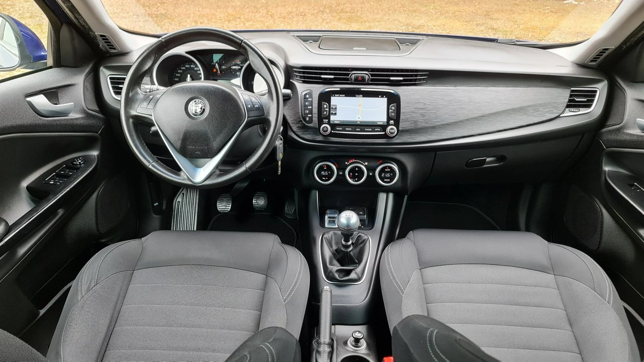 Alfa Romeo Giulietta - Zdjęcie 4