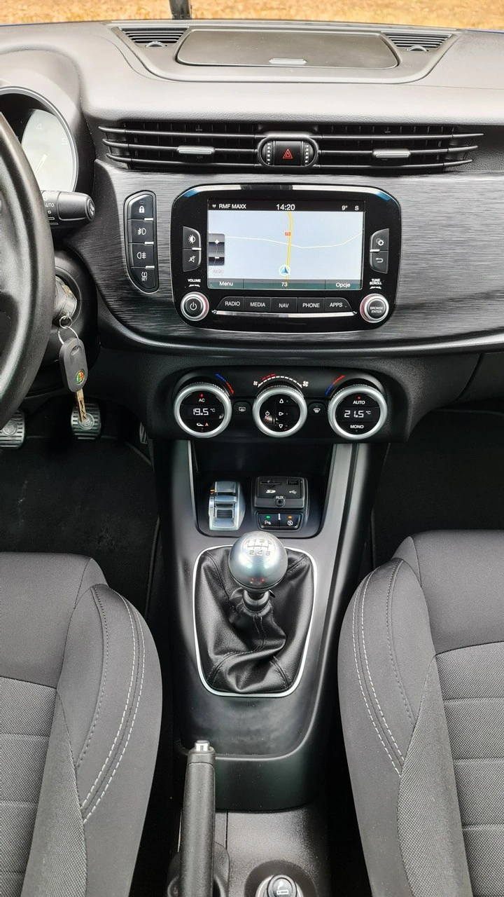 Alfa Romeo Giulietta - Zdjęcie 19