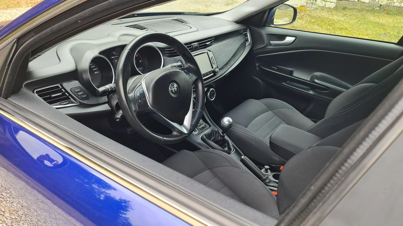 Alfa Romeo Giulietta - Zdjęcie 10