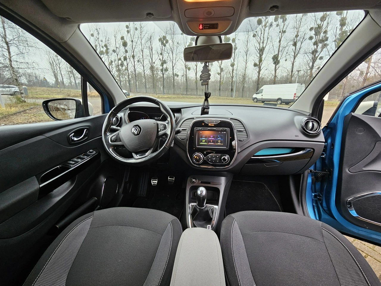 Renault Captur - Zdjęcie 9