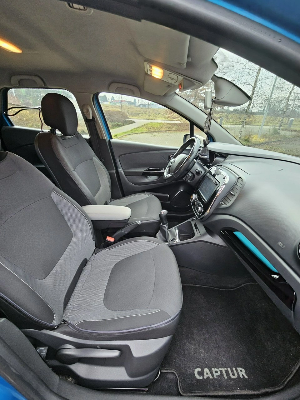 Renault Captur - Zdjęcie 10