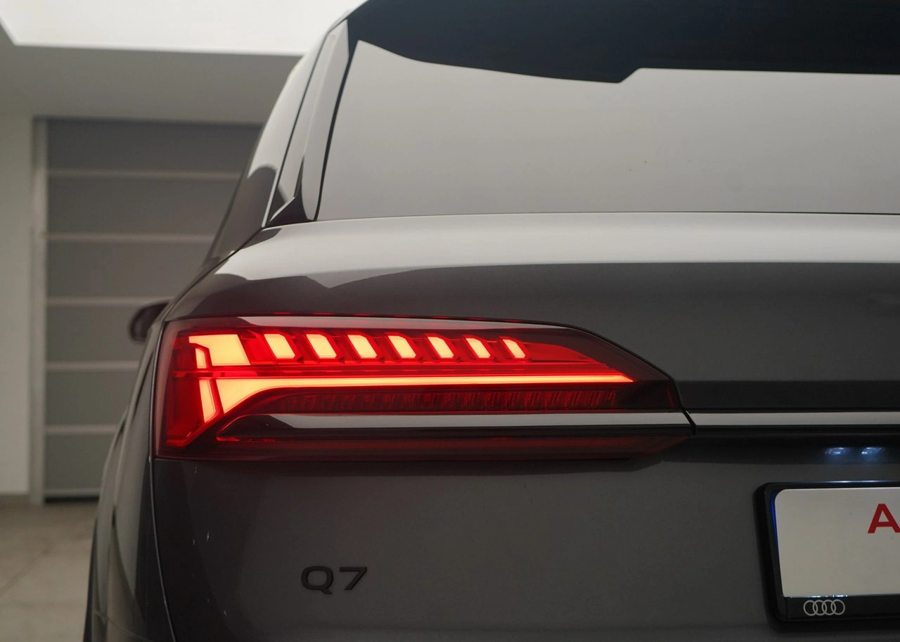 Audi Q7 - Zdjęcie 9