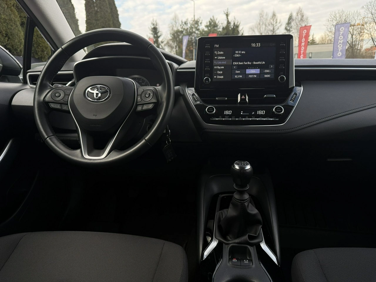 Toyota Corolla - Zdjęcie 11