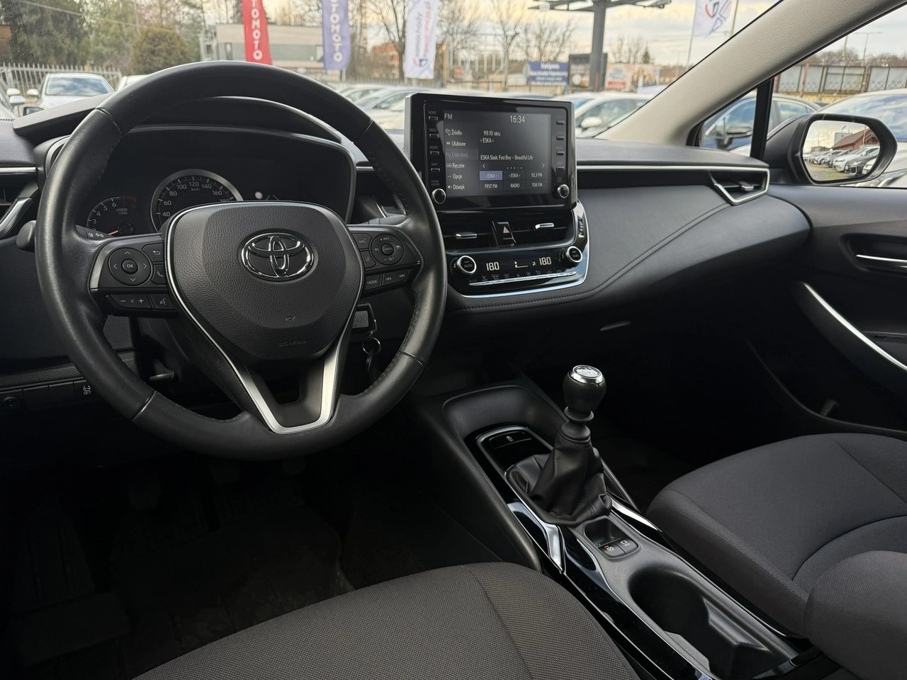 Toyota Corolla - Zdjęcie 12