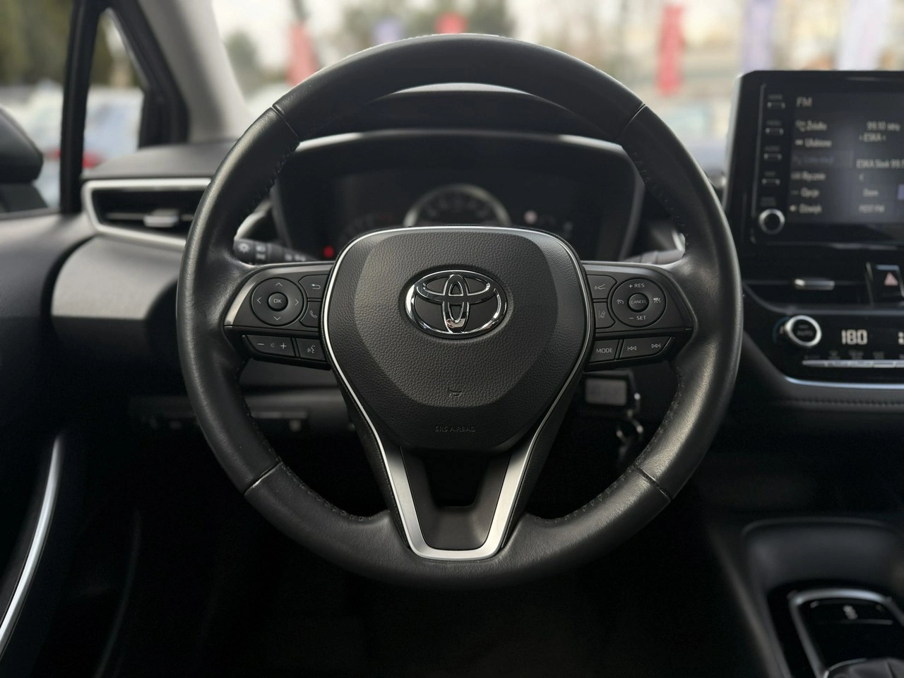 Toyota Corolla - Zdjęcie 14