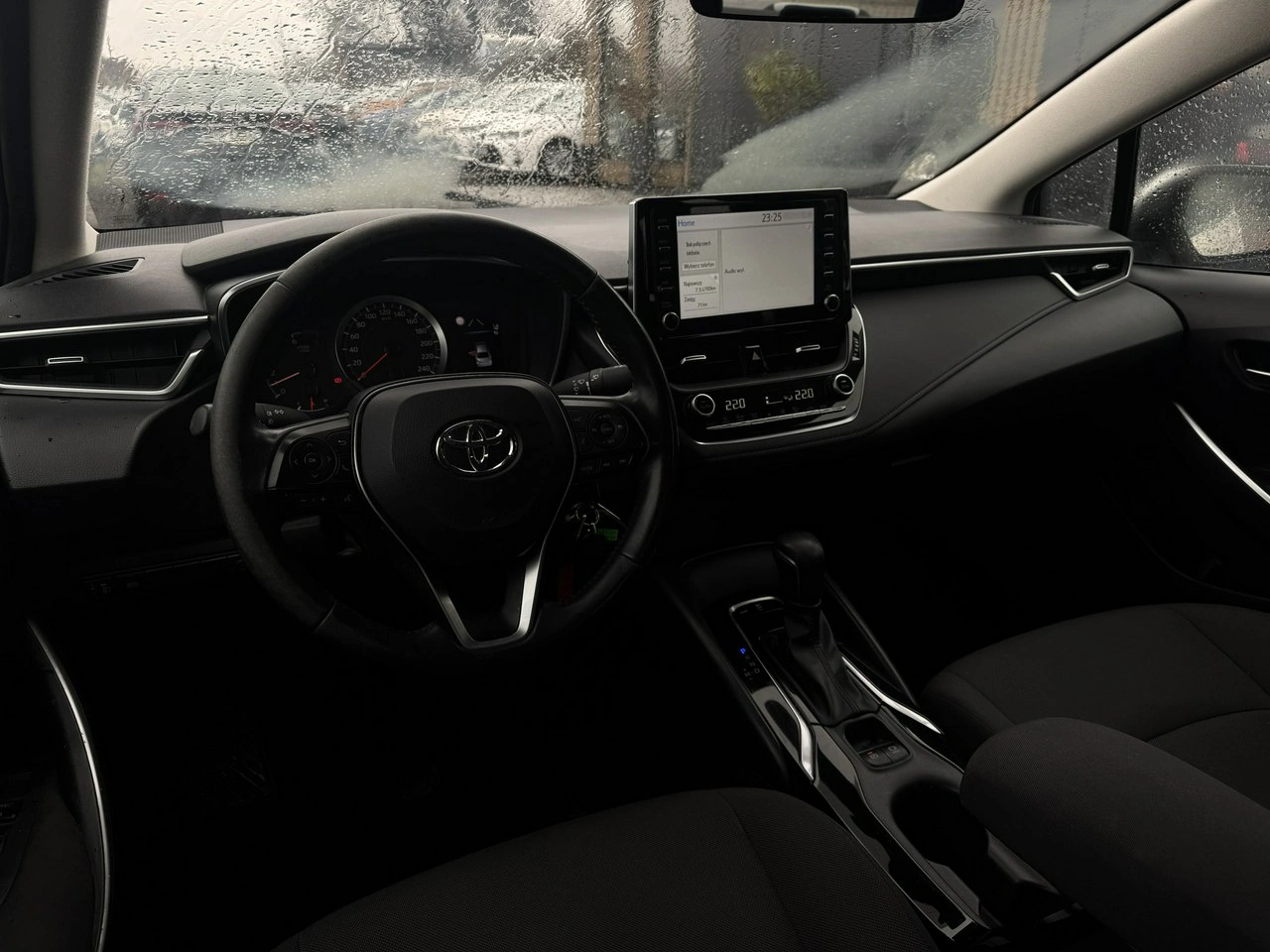 Toyota Corolla - Zdjęcie 15