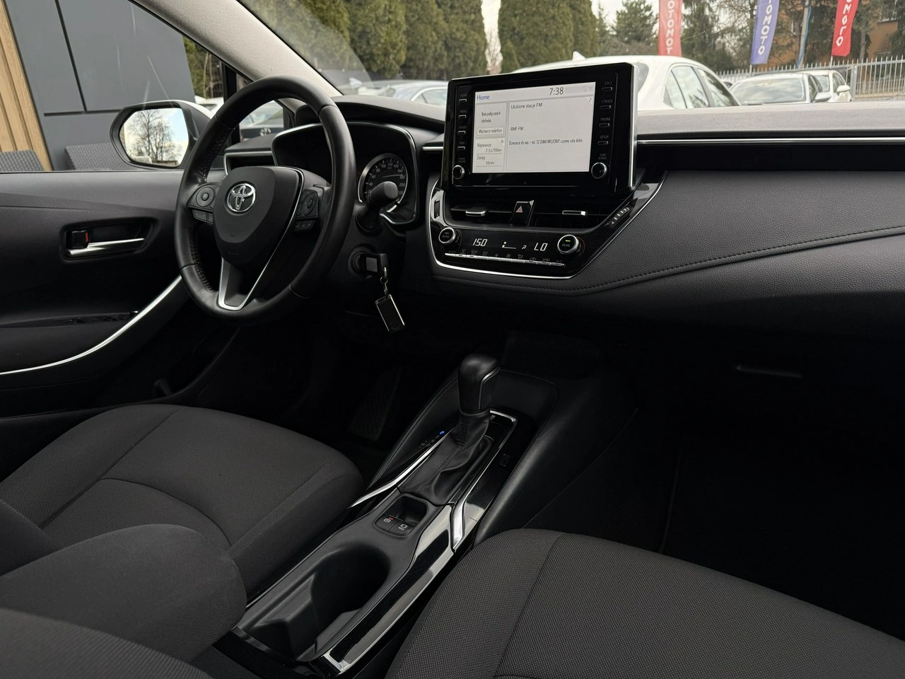 Toyota Corolla - Zdjęcie 14