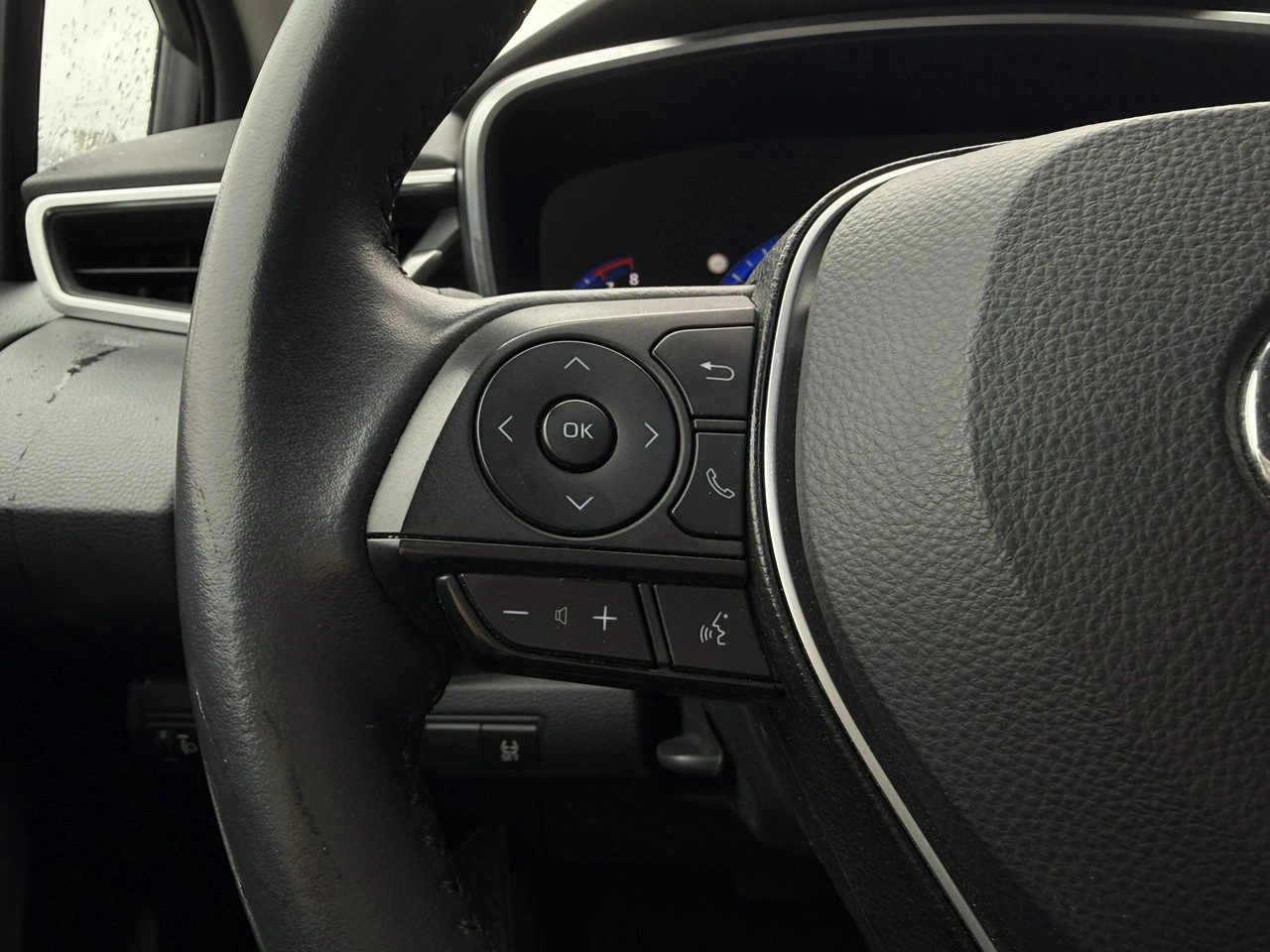 Toyota Corolla - Zdjęcie 13