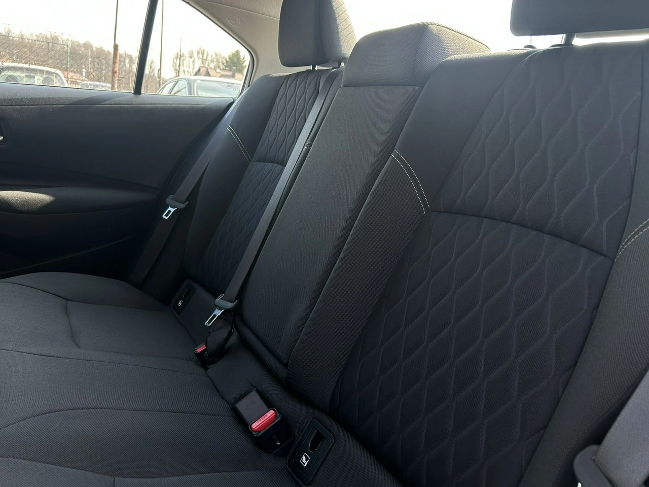 Toyota Corolla - Zdjęcie 31