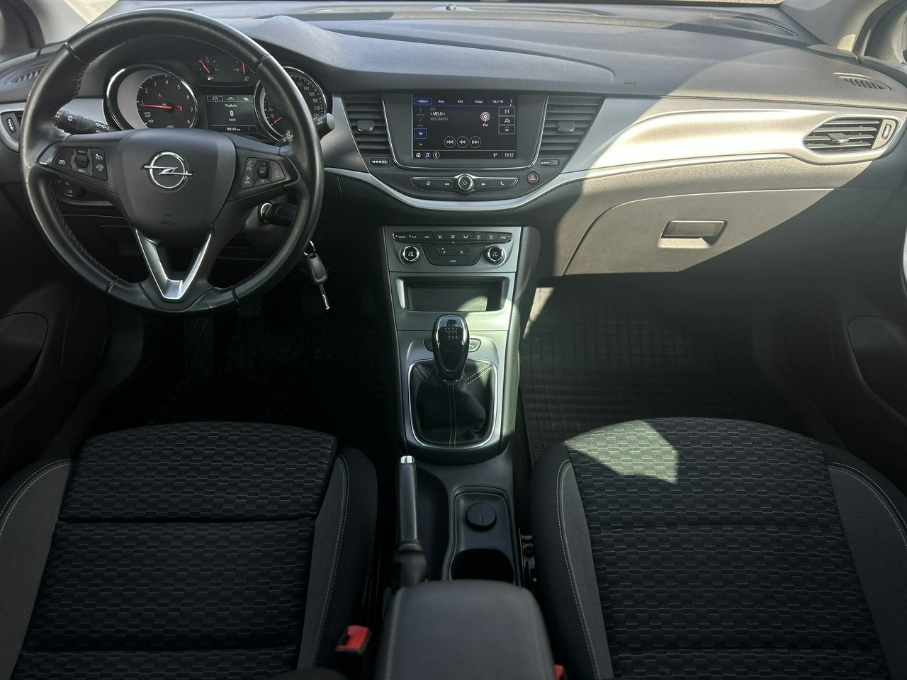 Opel Astra - Zdjęcie 12