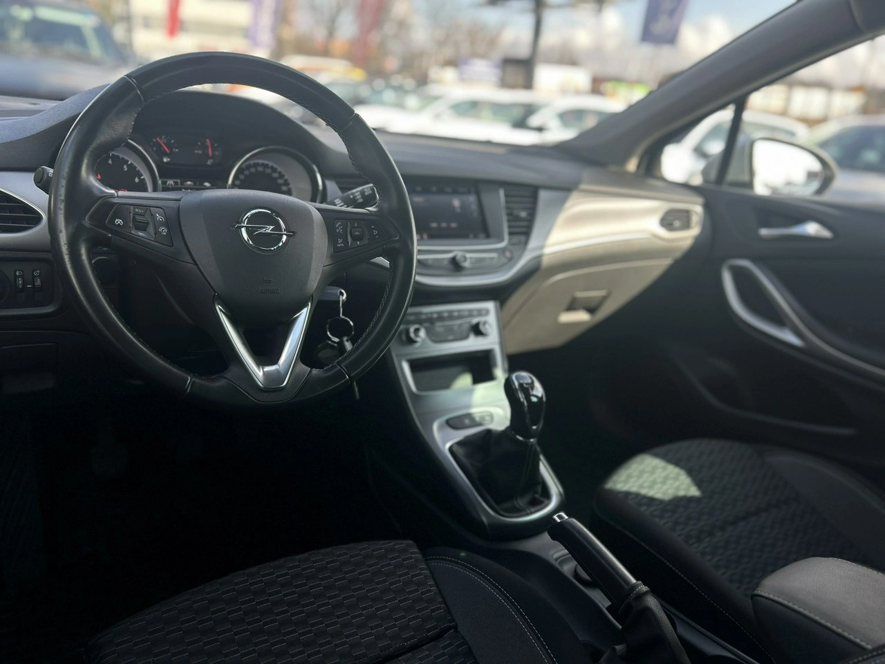 Opel Astra - Zdjęcie 14