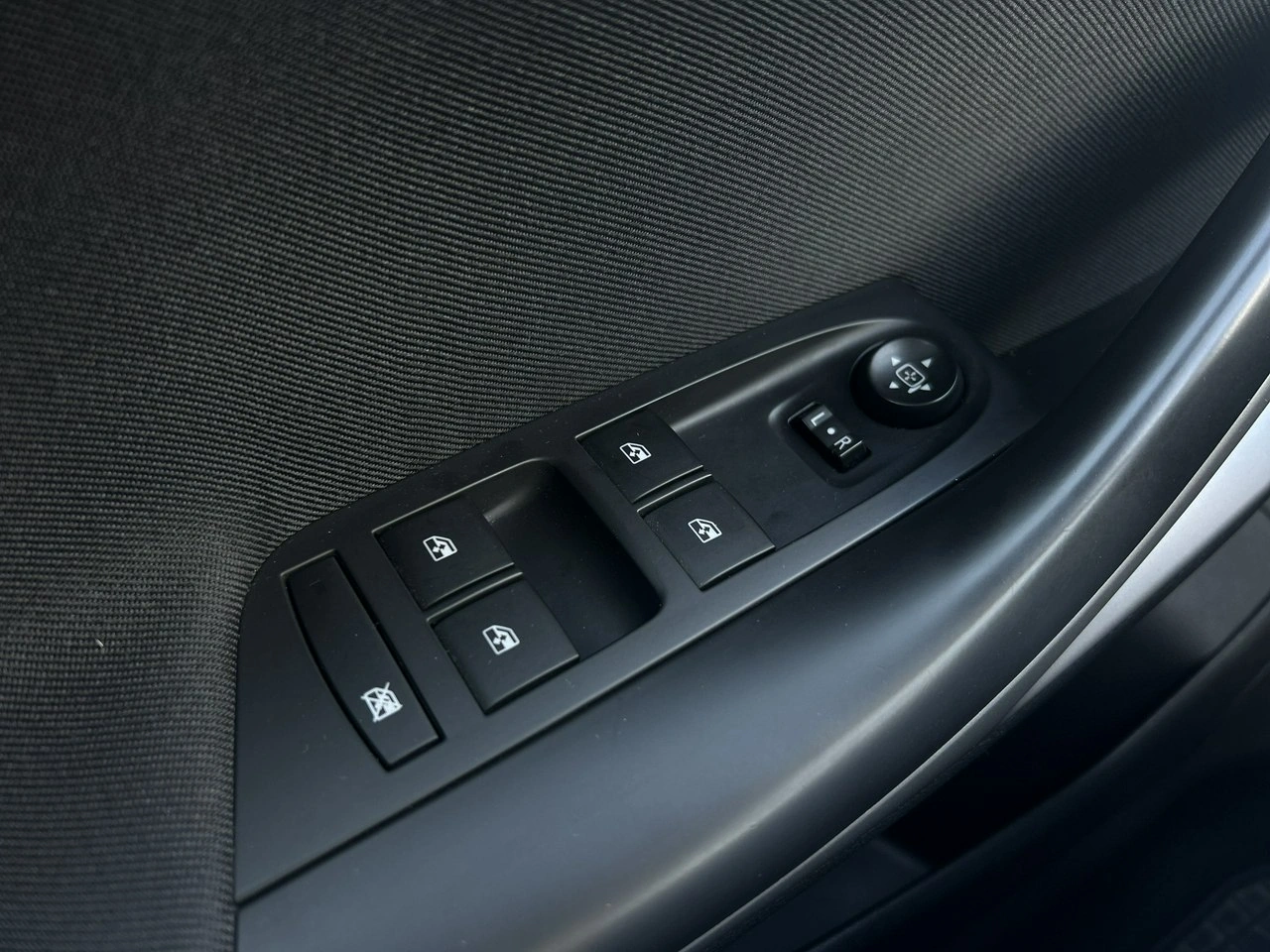 Opel Astra - Zdjęcie 29