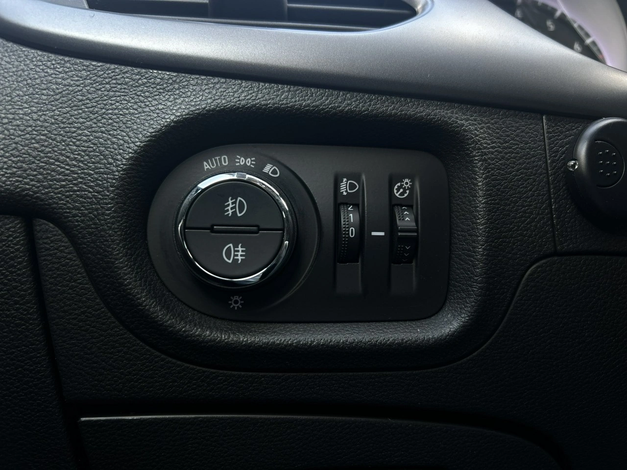 Opel Astra - Zdjęcie 31