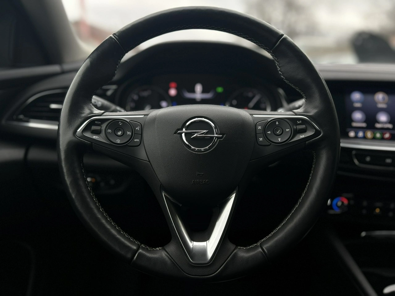 Opel Insignia - Zdjęcie 13