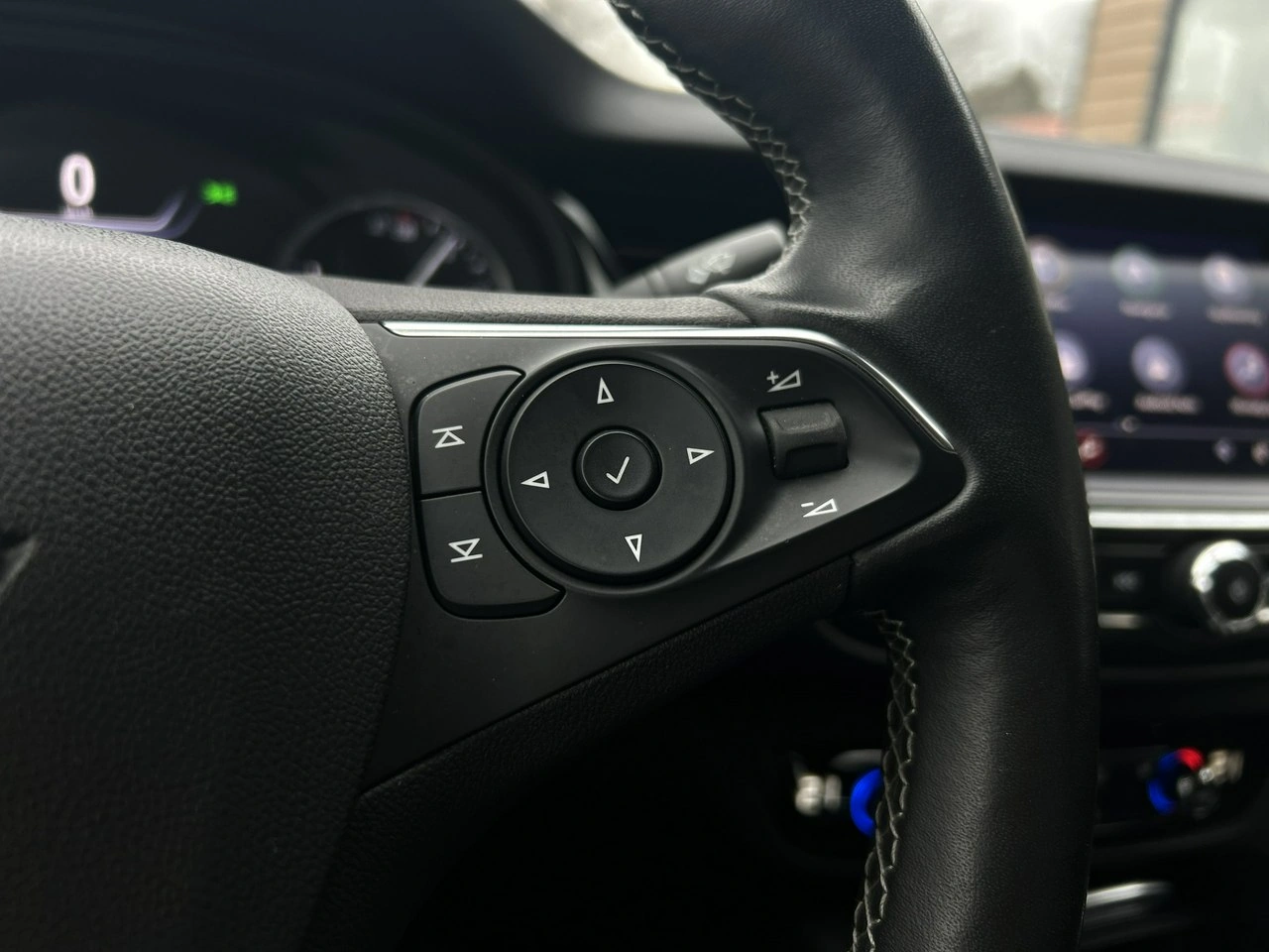 Opel Insignia - Zdjęcie 14