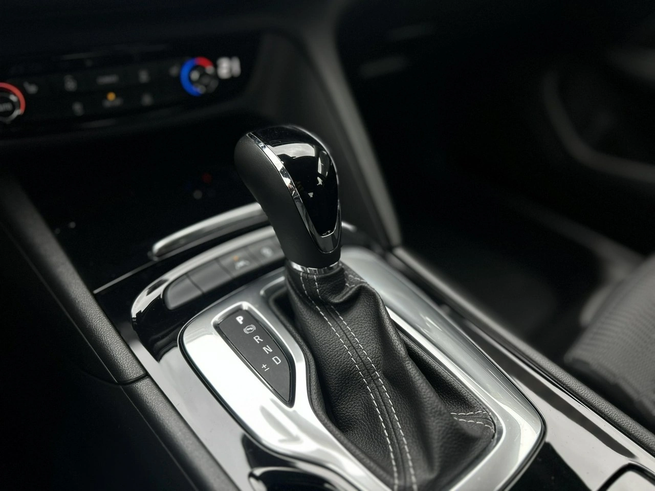 Opel Insignia - Zdjęcie 23