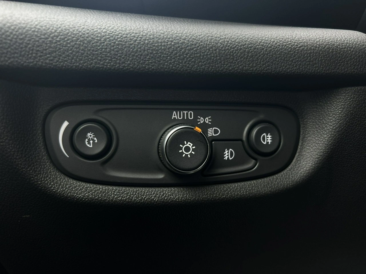 Opel Insignia - Zdjęcie 26