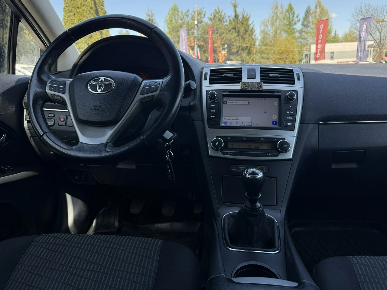 Toyota Avensis - Zdjęcie 10