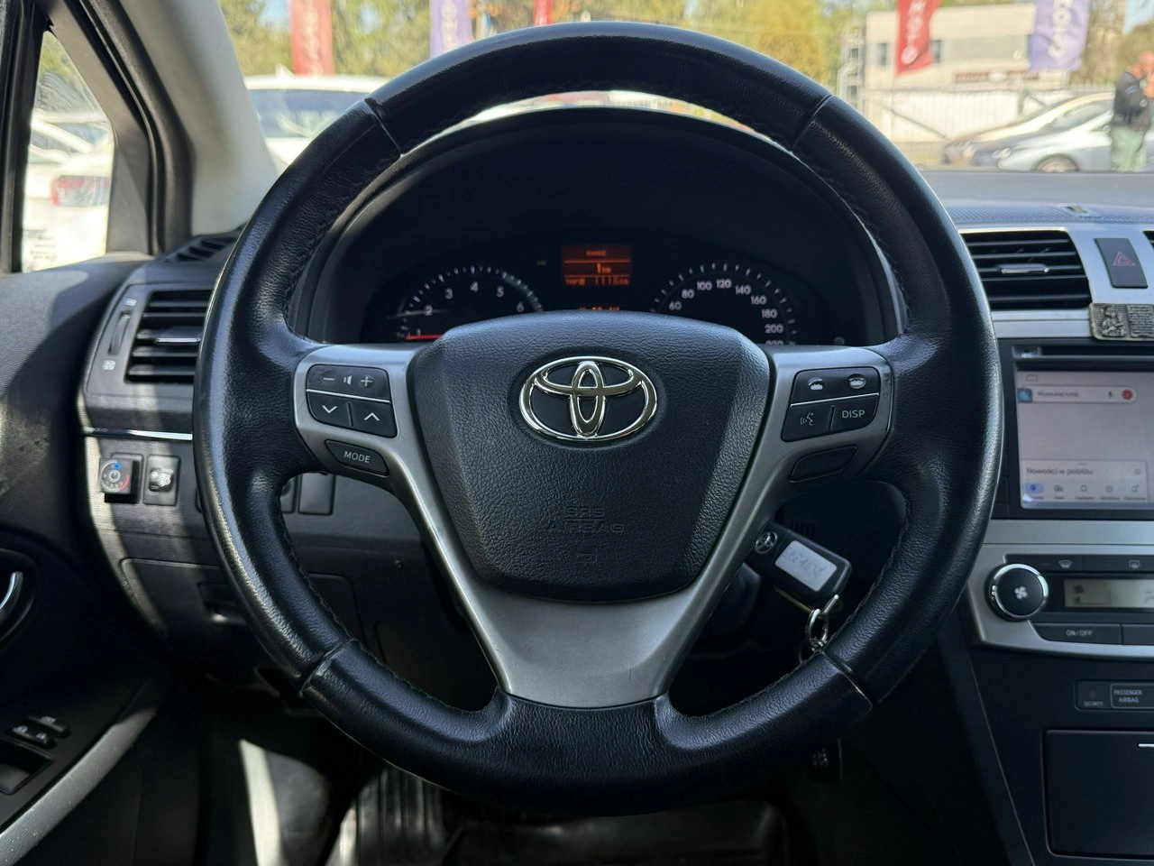 Toyota Avensis - Zdjęcie 13