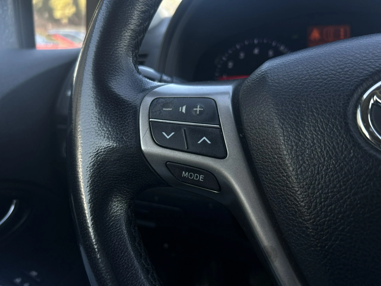 Toyota Avensis - Zdjęcie 21