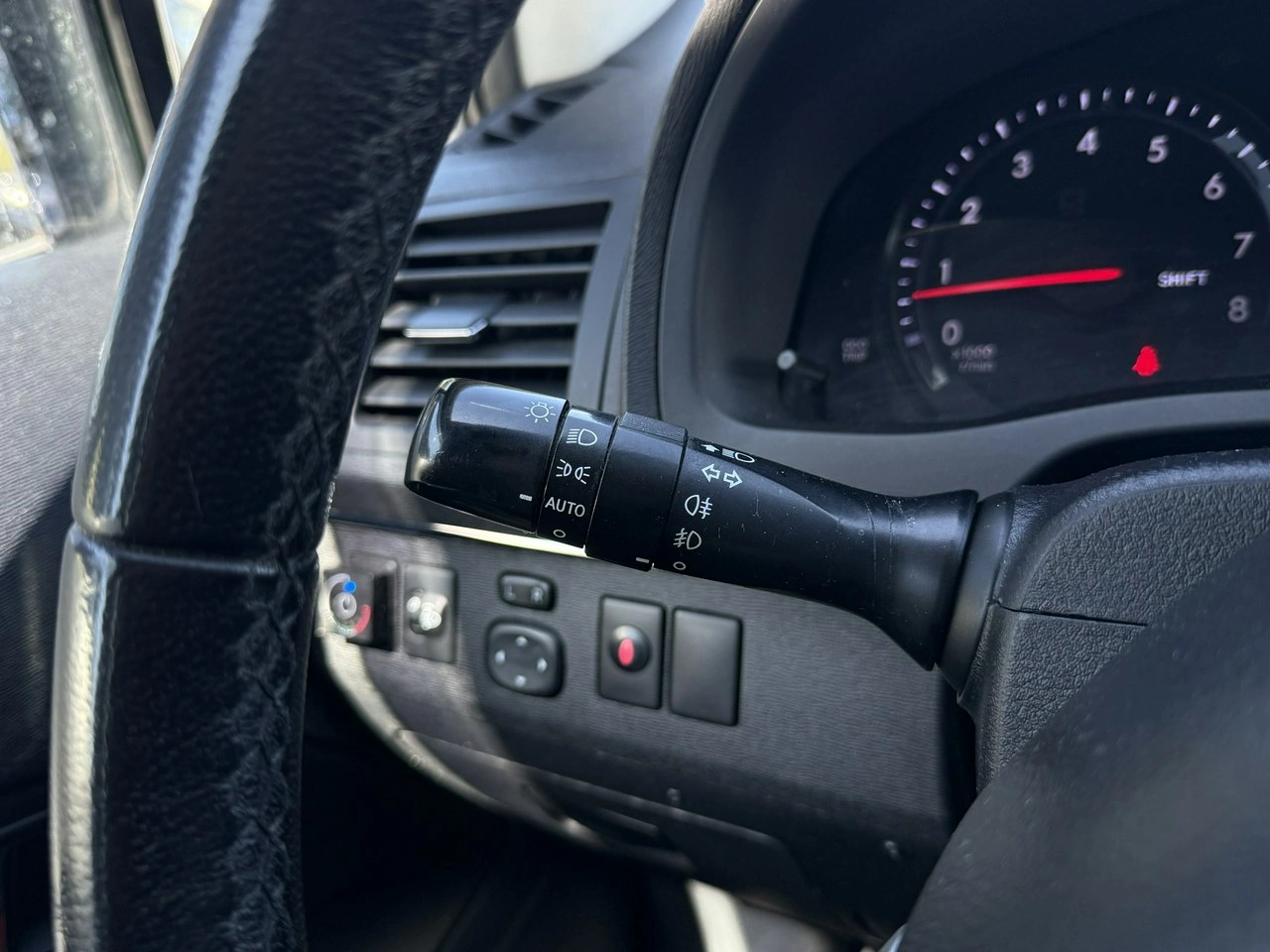 Toyota Avensis - Zdjęcie 17