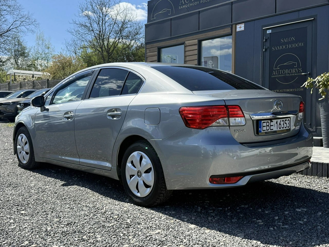 Toyota Avensis - Zdjęcie 4