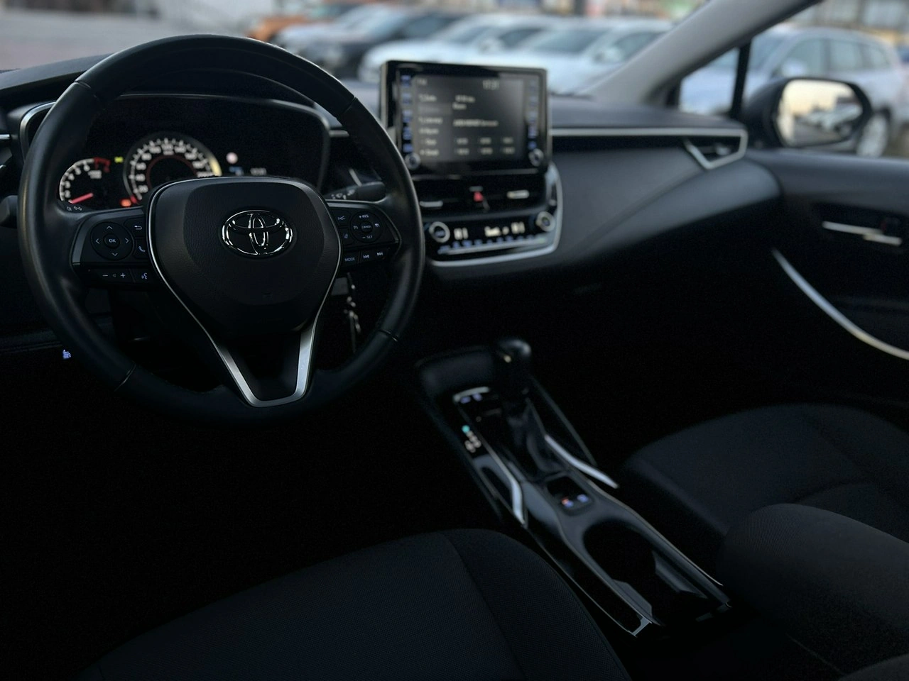 Toyota Corolla - Zdjęcie 17