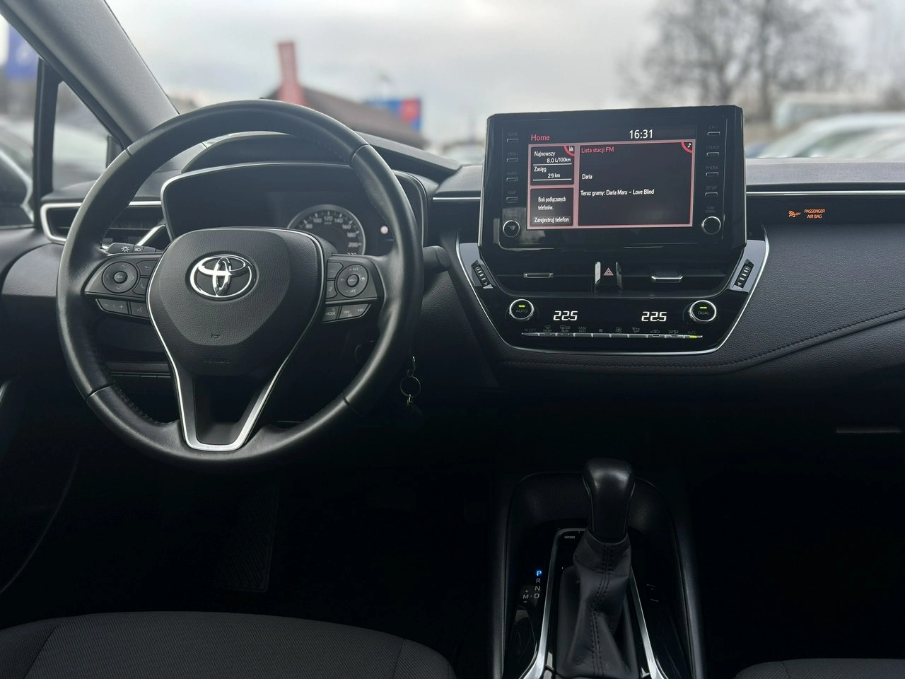 Toyota Corolla - Zdjęcie 13