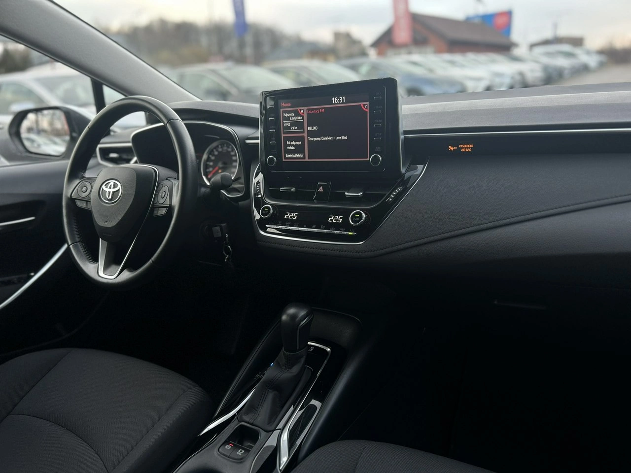 Toyota Corolla - Zdjęcie 14