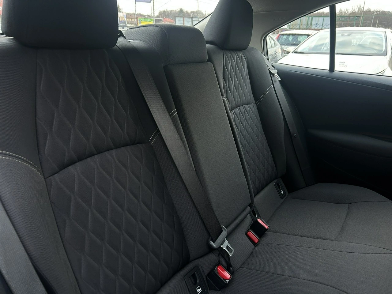 Toyota Corolla - Zdjęcie 32