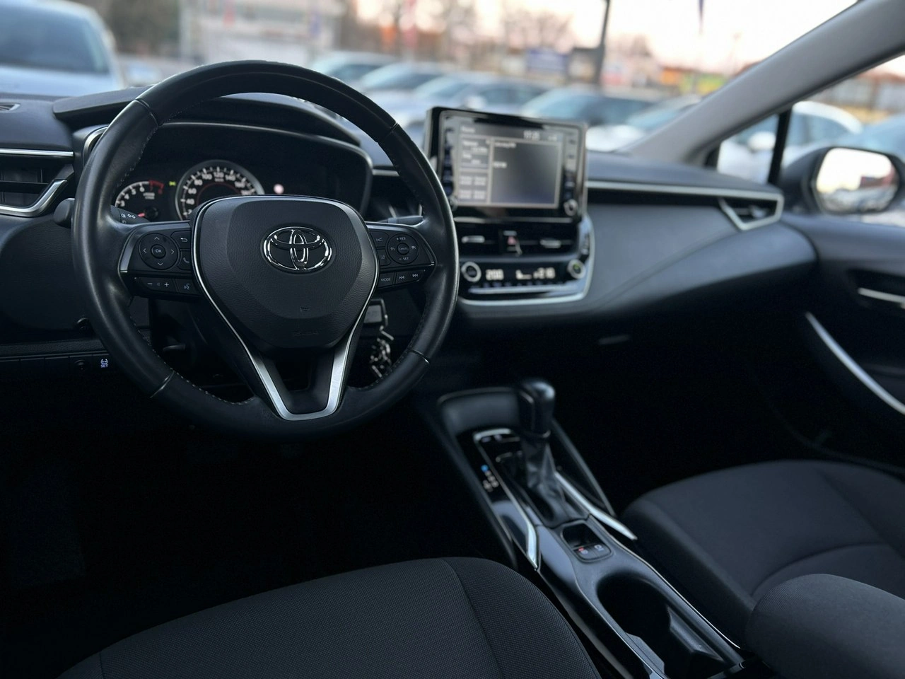 Toyota Corolla - Zdjęcie 15