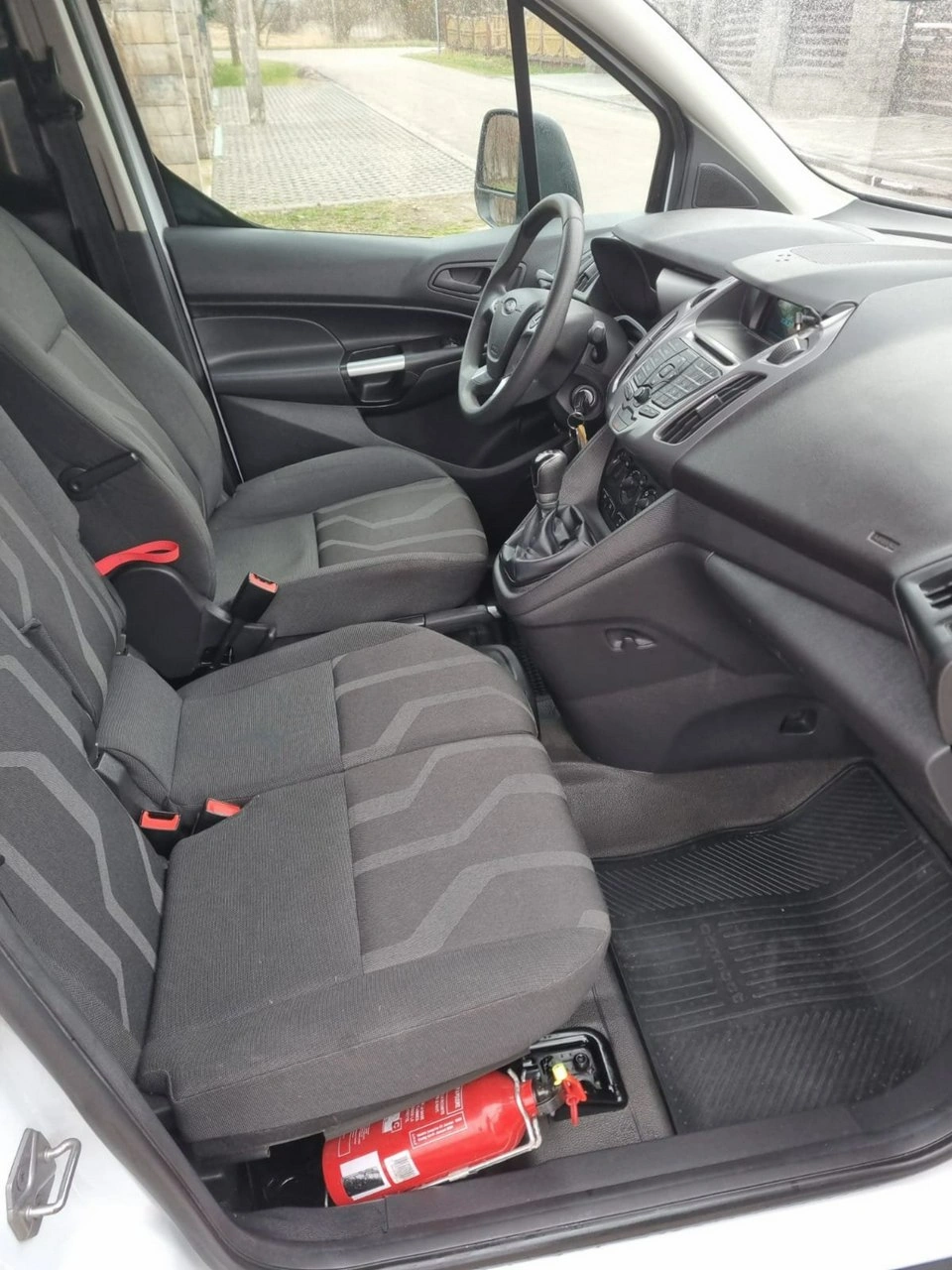 Ford Transit Connect - Zdjęcie 12
