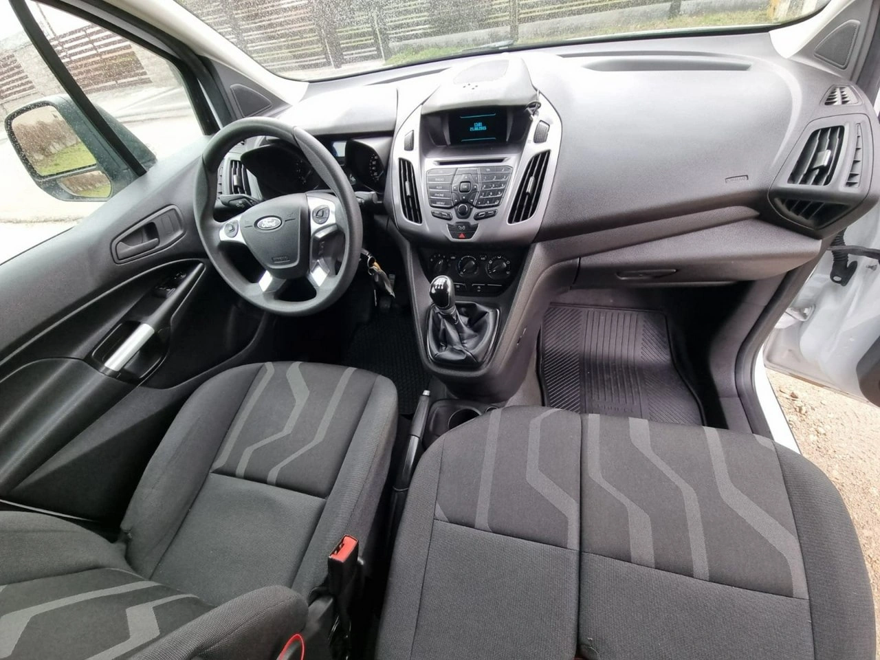 Ford Transit Connect - Zdjęcie 13