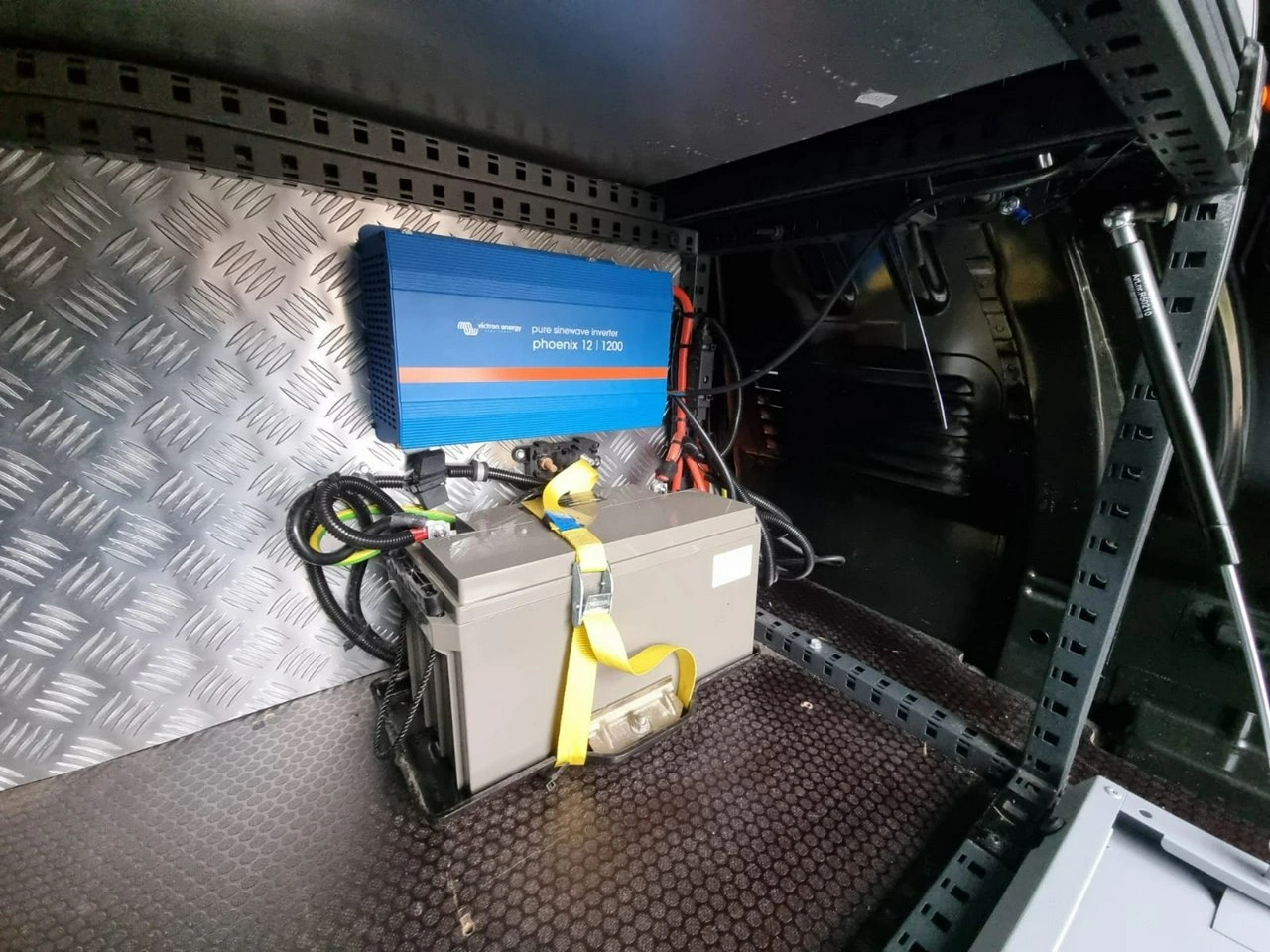 Ford Transit Connect - Zdjęcie 9