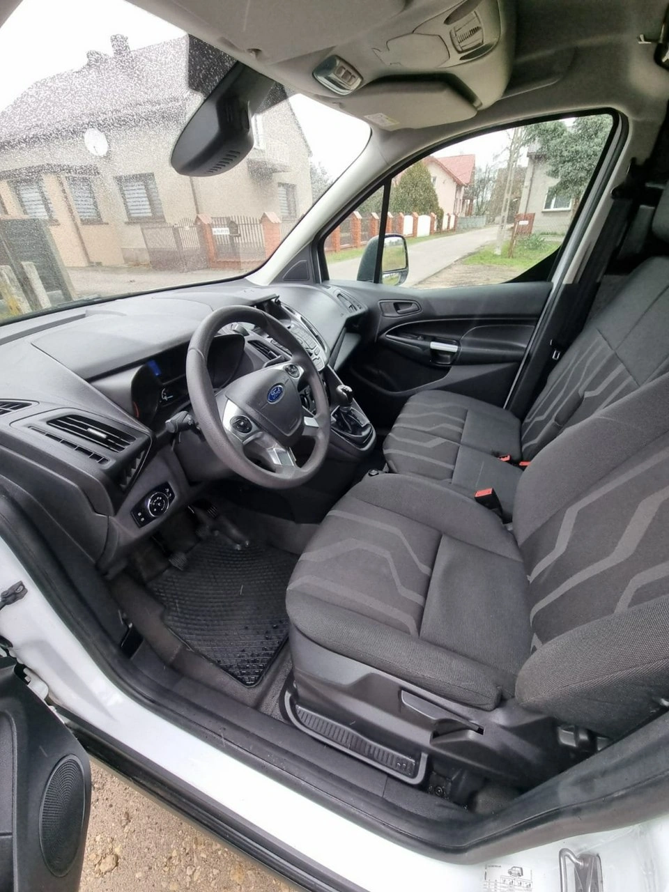 Ford Transit Connect - Zdjęcie 8
