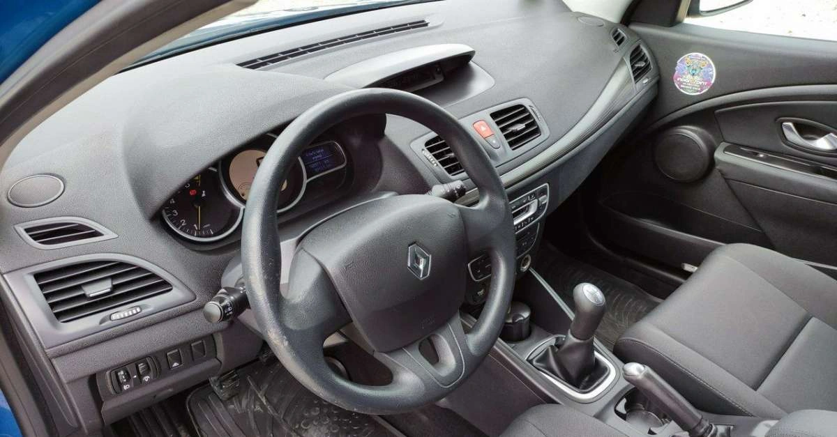 Renault Megane - Zdjęcie 27