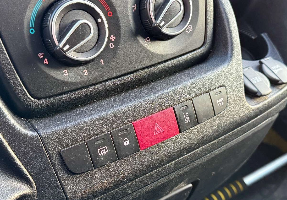 Peugeot Boxer - Zdjęcie 26