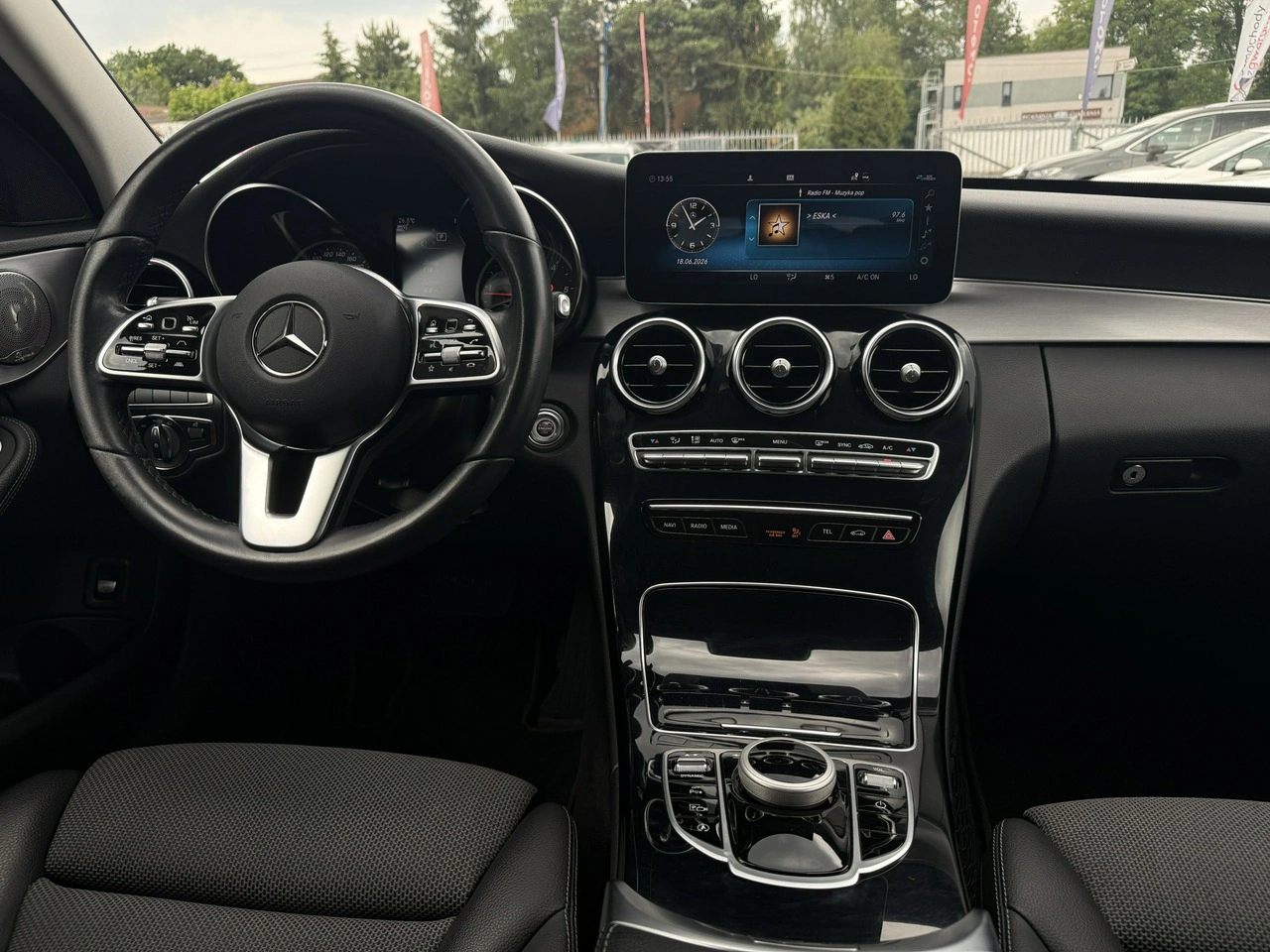Mercedes C 200 - Zdjęcie 12
