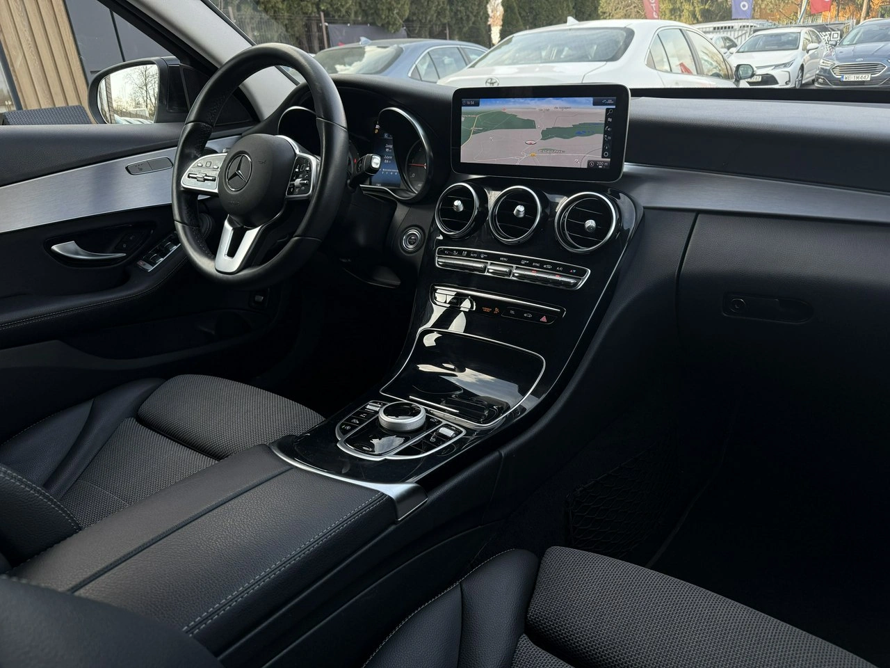 Mercedes C 200 - Zdjęcie 14