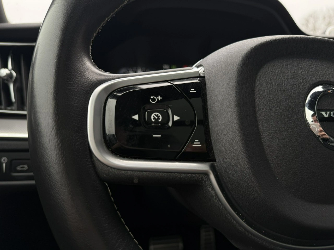 Volvo XC 60 - Zdjęcie 12