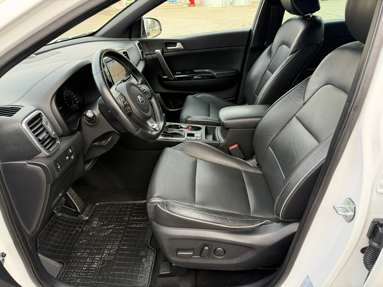 Kia Sportage - Zdjęcie 17